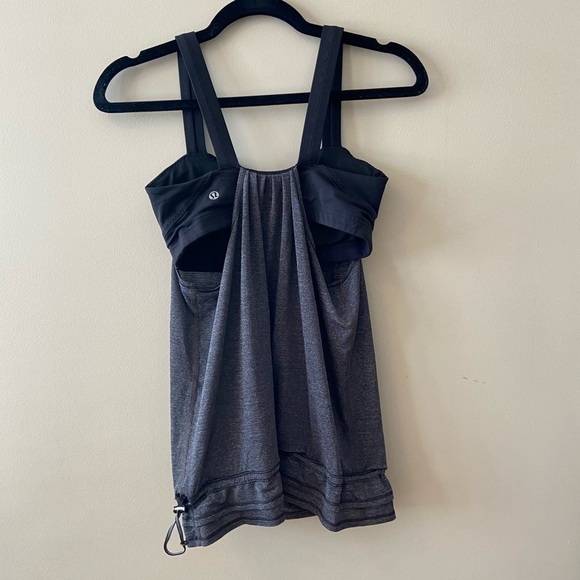 Lululemon Run, Back on Track Tank Size 6 Dot Confirmed - Picture 11 of 12